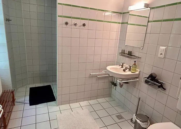 Notre-Dame d'Escouloubre Sources d'eaux chaudes privées et sauna